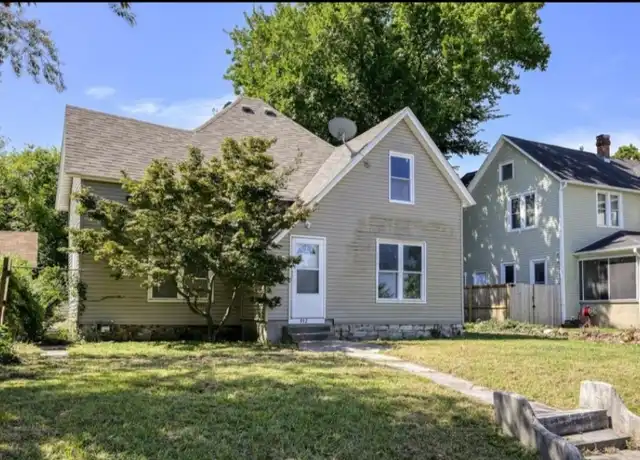Property at 912 Olive St, Carthage, MO, 64836, 3 beds, 1 bath, [object Object]