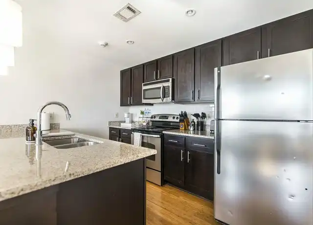 Property at 401 Cherry St, Macon, GA, 31201, 1-2 bed, 1-2 bath, [object Object]