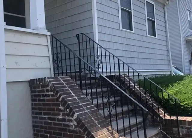 Property at 93 Pine St Unit 1, Swampscott, MA, 01907, 3 beds, 2 baths, [object Object]