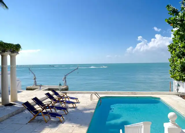 Property at 710 S Mashta Dr, Key Biscayne, FL, 33149, 6 beds, 5.5 baths, [object Object]