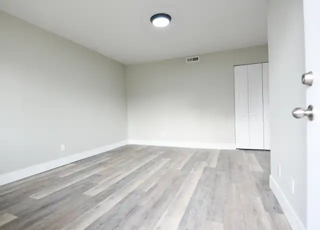 Property at 1309 Indianola Ave Unit C, Columbus, OH, 43201, 1 bed, 1 bath, [object Object]