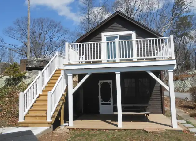 Property at 1 Parker Memorial Dr, Branford, CT, 06405, 3 beds, 1.5 baths, [object Object]