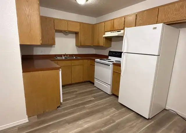 Property at 617 S 6th St Unit 24, Van Buren, AR, 72956, 1 bed, 1 bath, [object Object]