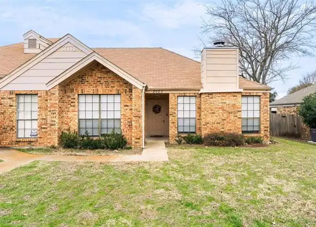 Property at 2923 Tanglewood Dr, Lancaster, TX, 75134, 2 beds, 1 bath, [object Object]