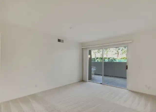 Property at 2800 Keller Dr #282, Tustin, CA, 92782, 1 bed, 1 bath, [object Object]