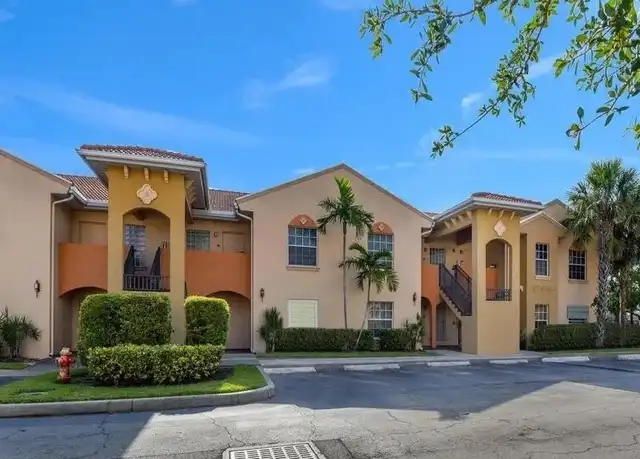 Property at 4167 Castilla Cir #104, Fort Myers, FL, 33916, 2 beds, 2 baths, [object Object]