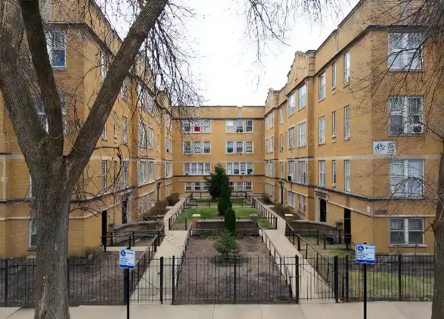 Property at 7405 N Damen Ave, Chicago, IL, 60645, 1 bed, 1 bath, [object Object]