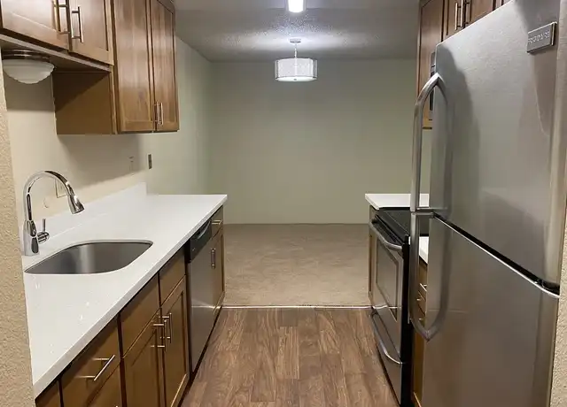 Property at Park 3025 - 3025 NE 137th St, Seattle, WA, 98125, 1 bed, 1 bath, [object Object]