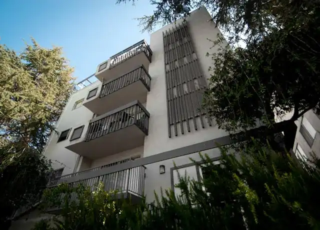 Property at 2525 Benvenue Ave Unit 04, Berkeley, CA, 94704, 3 beds, 1 bath, [object Object]