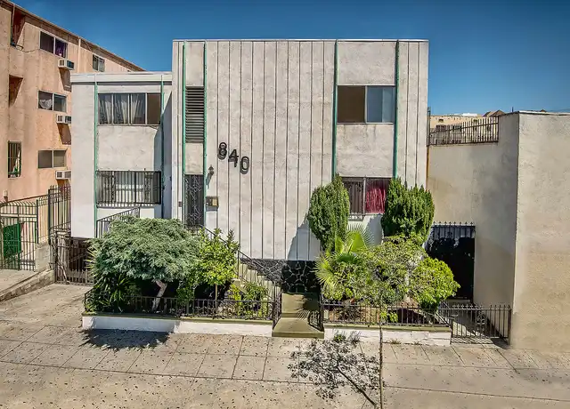Property at 840 S Carondelet St Unit 09, Los Angeles, CA, 90057, 1 bed, 1 bath, [object Object]
