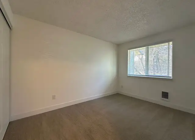 Photo of 18205 NW Bronson Rd, Portland, OR 97229