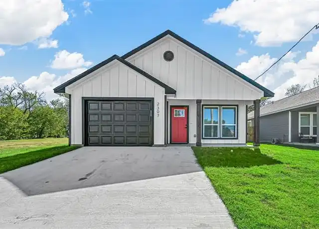 Property at 2307 Mill St, Greenville, TX, 75401, 3 beds, 2 baths, [object Object]