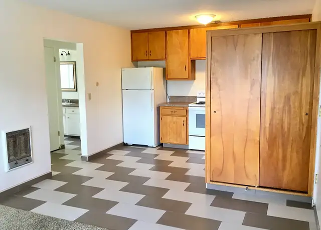 Photo of 505 E Foothill Blvd, San Luis Obispo, CA 93405