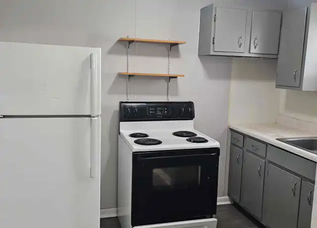 Property at 155 Midway Dr Unit A, Oliver Springs, TN, 37840, 2 beds, 1 bath, [object Object]