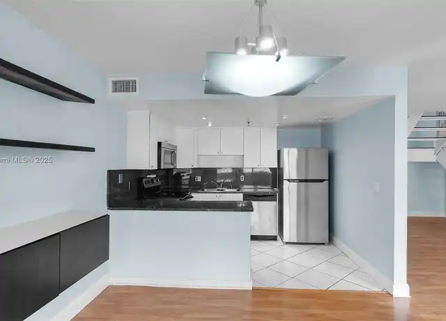 Property at 10661 SW 108th Ave Unit 3H, Miami, FL, 33176, 2 beds, 2.5 baths, [object Object]