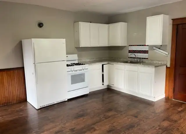 Property at 145 North St Unit 2, Claremont, NH, 03743, 2 beds, 1 bath, [object Object]