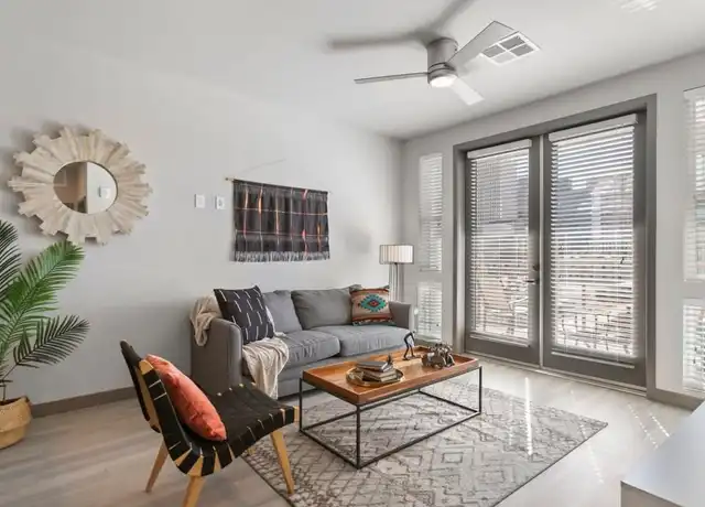 Property at North 2nd Avenue 400 - N 2nd Ave Unit 1049646P, Phoenix, AZ, 85003, 2 beds, 2 baths, [object Object]