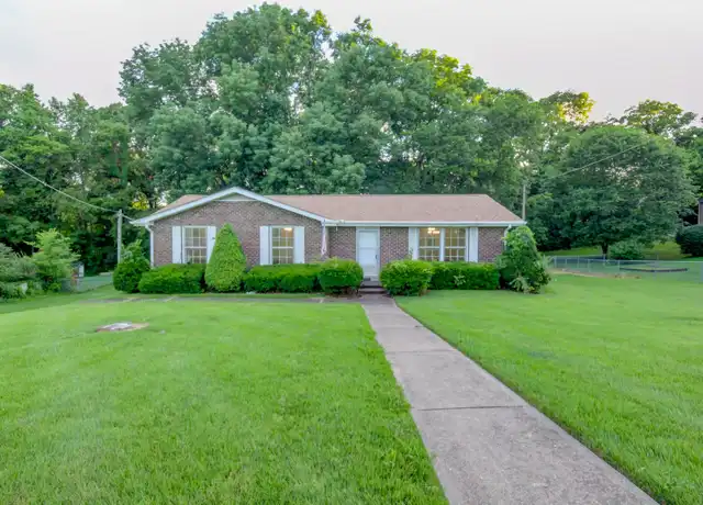 Property at 304 Ridgeland Dr, Clarksville, TN, 37043, 3 beds, 2 baths, [object Object]
