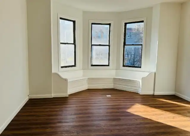 Property at 304 E 25th St, Baltimore, MD, 21218, 2 beds, 2 baths, [object Object]