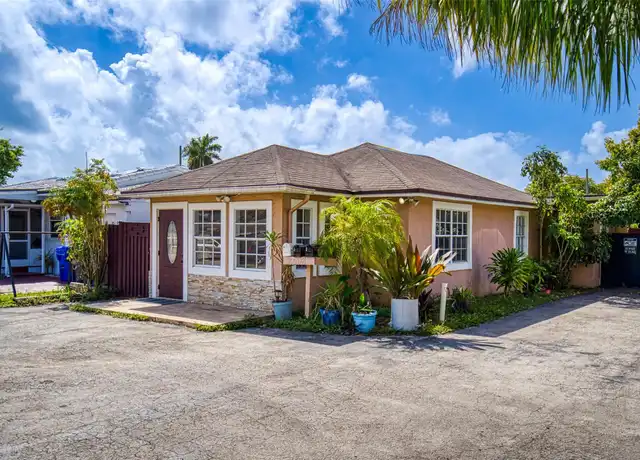 Property at 2508 Arthur St, Hollywood, FL, 33020, 2 beds, 1.5 baths, [object Object]