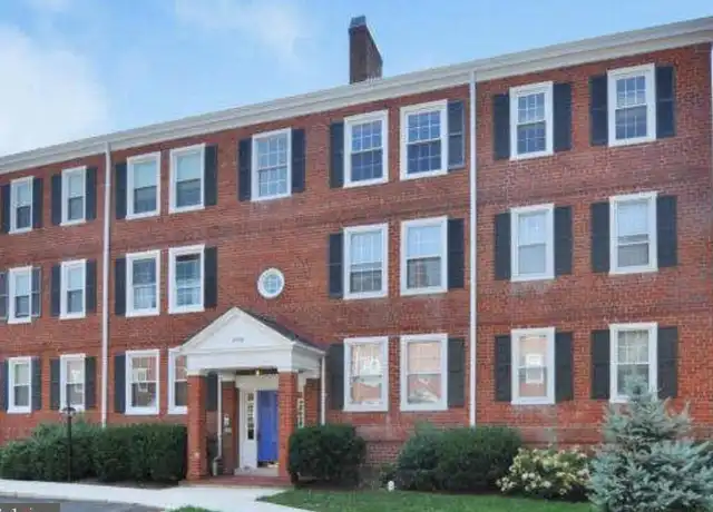 Property at 2930 S Buchanan St Unit C2, Arlington, VA, 22206, 2 beds, 1 bath, [object Object]