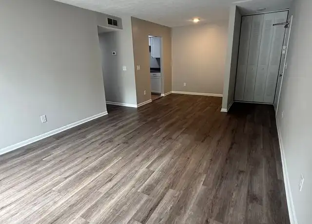 Property at 405 Orchard Trace Ln #6, Charlotte, NC, 28213, 2 beds, 1 bath, [object Object]