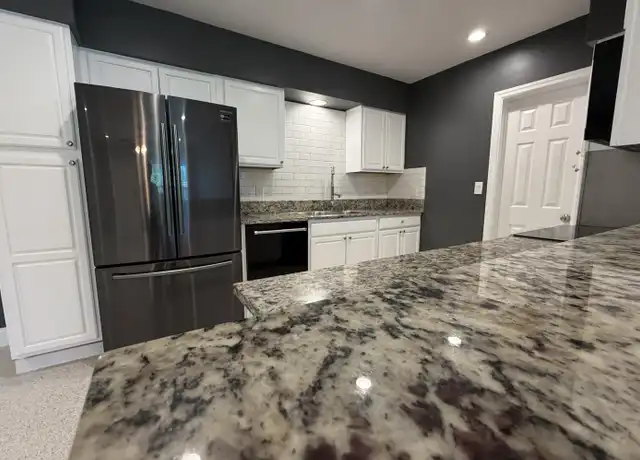 Property at 140 Date Palm Dr, West Palm Beach, FL, 33403, 3 beds, 2 baths, [object Object]