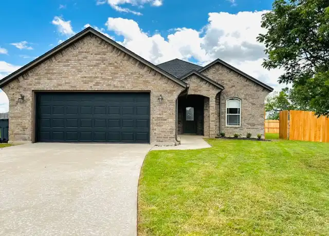 Property at 7904 SW Powell Ct, Lawton, OK, 73505, 4 beds, 2 baths, [object Object]