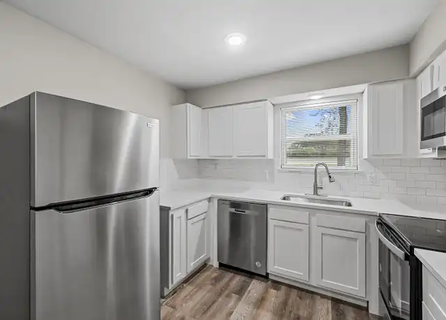 Property at 500 N 75, Van Alstyne, TX, 75495, 2 beds, 1 bath, [object Object]