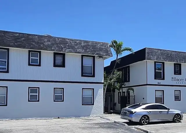 Photo of 2847 Fillmore St, Hollywood, FL 33020