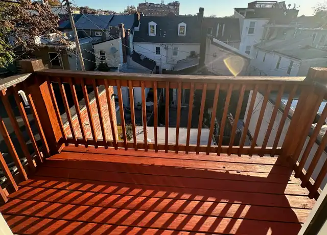 Property at 619 S Chapel St, Baltimore, MD, 21231, 2 beds, 1 bath, [object Object]