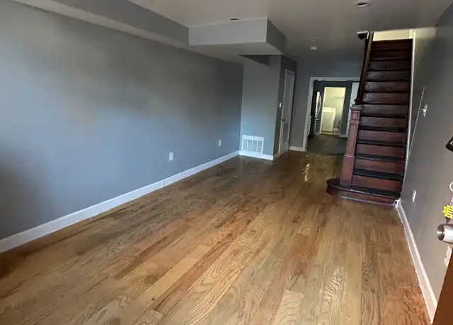 Property at 619 S Chapel St, Baltimore, MD, 21231, 2 beds, 1 bath, [object Object]