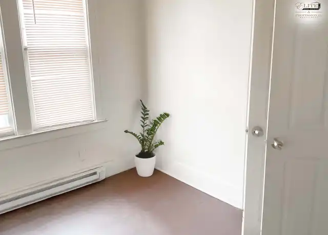 Property at 12426 Mendota St, Detroit, MI, 48204, 1 bed, 1 bath, [object Object]
