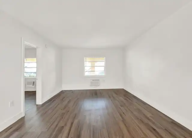 Property at 134 Salamanca Ave Unit 3A, Coral Gables, FL, 33134, 1 bed, 1 bath, [object Object]