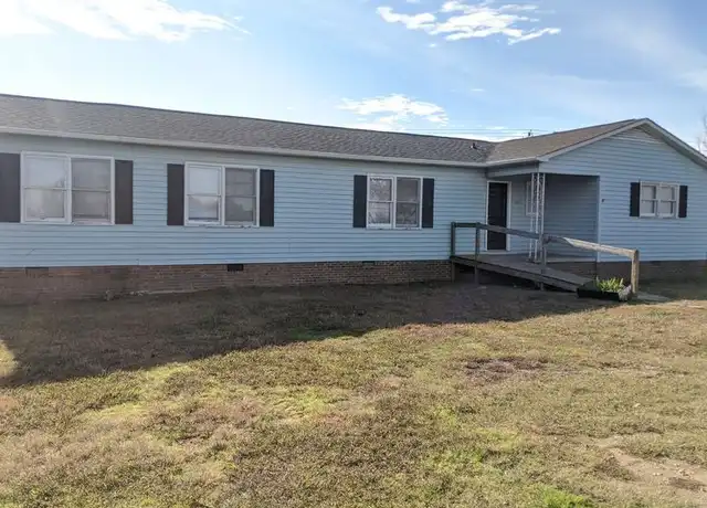 Property at 199 Shortie St, Greer, SC, 29651, 3 beds, 2 baths, [object Object]
