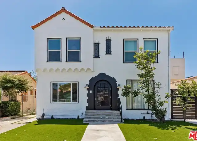 Property at 3429 Edgehill Dr Unit 4, Los Angeles, CA, 90018, 2 beds, 1 bath, [object Object]