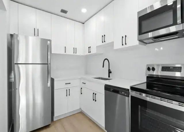 Property at 800 Tropic Blvd Unit B, Delray Beach, FL, 33483, 2 beds, 1 bath, [object Object]