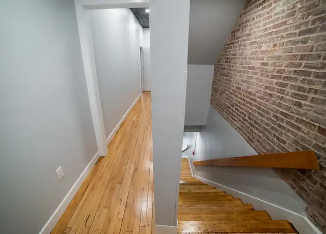 Property at 22 State St Unit 3, Bangor, ME, 04401, 2 beds, 1 bath, [object Object]