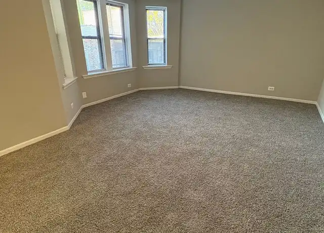 Property at 5826 W Washington Blvd Unit WA 30-2W, Chicago, IL, 60644, 2 beds, 1 bath, [object Object]
