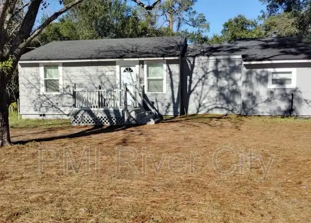Property at 821 Stanwick Rd, Jacksonville, FL, 32208, 3 beds, 2 baths, [object Object]