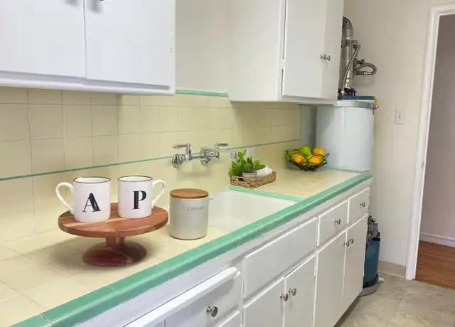 Property at 2513 Dana St Unit 7, Berkeley, CA, 94704, 1 bed, 1 bath, [object Object]