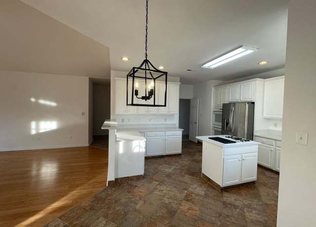 Photo of 25869 Flintonbridge Dr, Chantilly, VA 20152