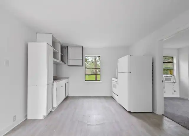 Property at 806 E Emily Ave Unit 5, Wharton, TX, 77488, 2 beds, 1 bath, [object Object]