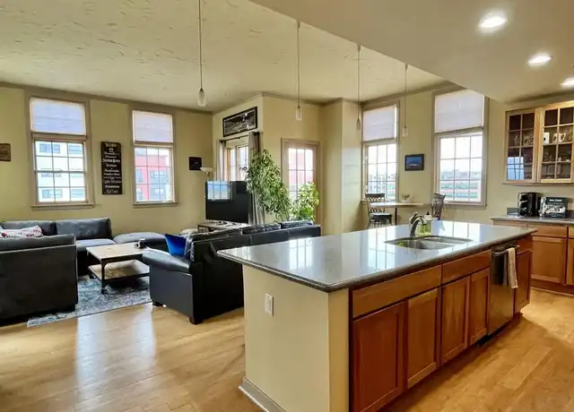 Property at 275 S Harrison St, Denver, CO, 80209, 2 beds, 2 baths, [object Object]