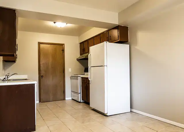 Property at 1016 Legrand Dr Unit 24, Lansing, MI, 48910, 2 beds, 1 bath, [object Object]