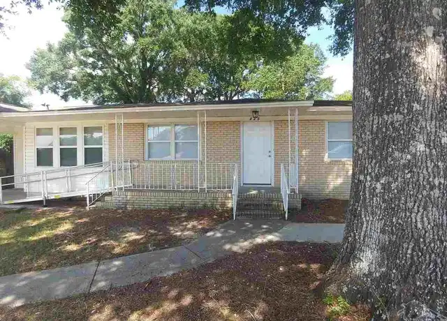 Property at 225 N New Warrington Rd, Pensacola, FL, 32506, 3 beds, 1 bath, [object Object]