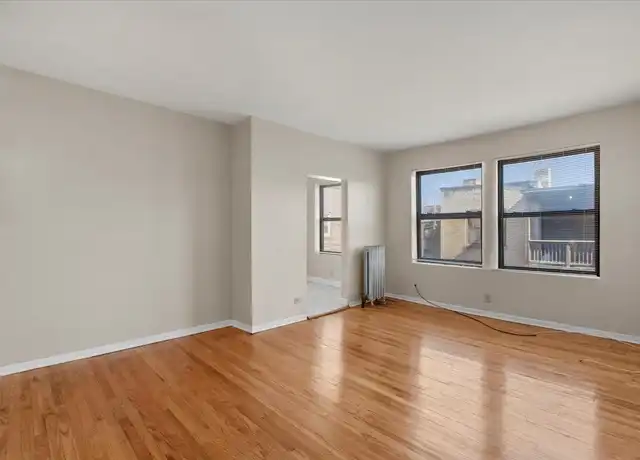 Property at 1934 E 74th St, Chicago, IL, 60649, 1 bed, 1 bath, [object Object]