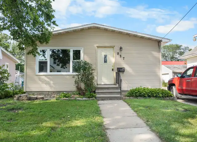 Property at 827 Williston Ave, Waterloo, IA, 50702, 3 beds, 1 bath, [object Object]