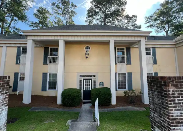 Property at 3600 Chateau Dr, Columbia, SC, 29204, 2 beds, 1 bath, [object Object]