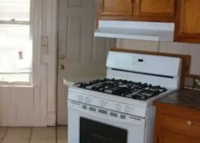 Property at 2411 Monroe St NE Unit 1, Minneapolis, MN, 55418, 1 bed, 1 bath, [object Object]